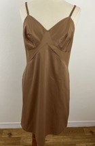 Vintage Vanity Fair Women&#39;s 40 Brown Full Slip Dress Adj Straps Tricot N... - $29.92