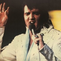 Vintage Elvis Presley magazine pinup picture Elvis Singing - £3.15 GBP