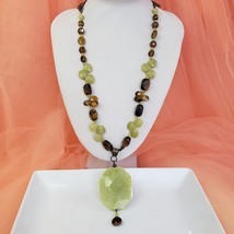 Vintage Tigers Eye &amp; Soapstone Pendant Necklace Gem Stone Bead Necklace - $29.95