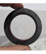 2002-2006 DODGE RAM 1500 TRANSFER CASE FRONT RETAINER SEAL P/N 5019020AA... - $13.85