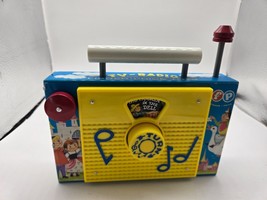 Fisher Price Toys TV Radio The Farmer in the Dell - £7.55 GBP