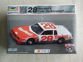 FACTORY SEALED #28 Hardee&#39;s Cale Yarborough Monte Carlo Revell #85-3153 Legends - £23.59 GBP