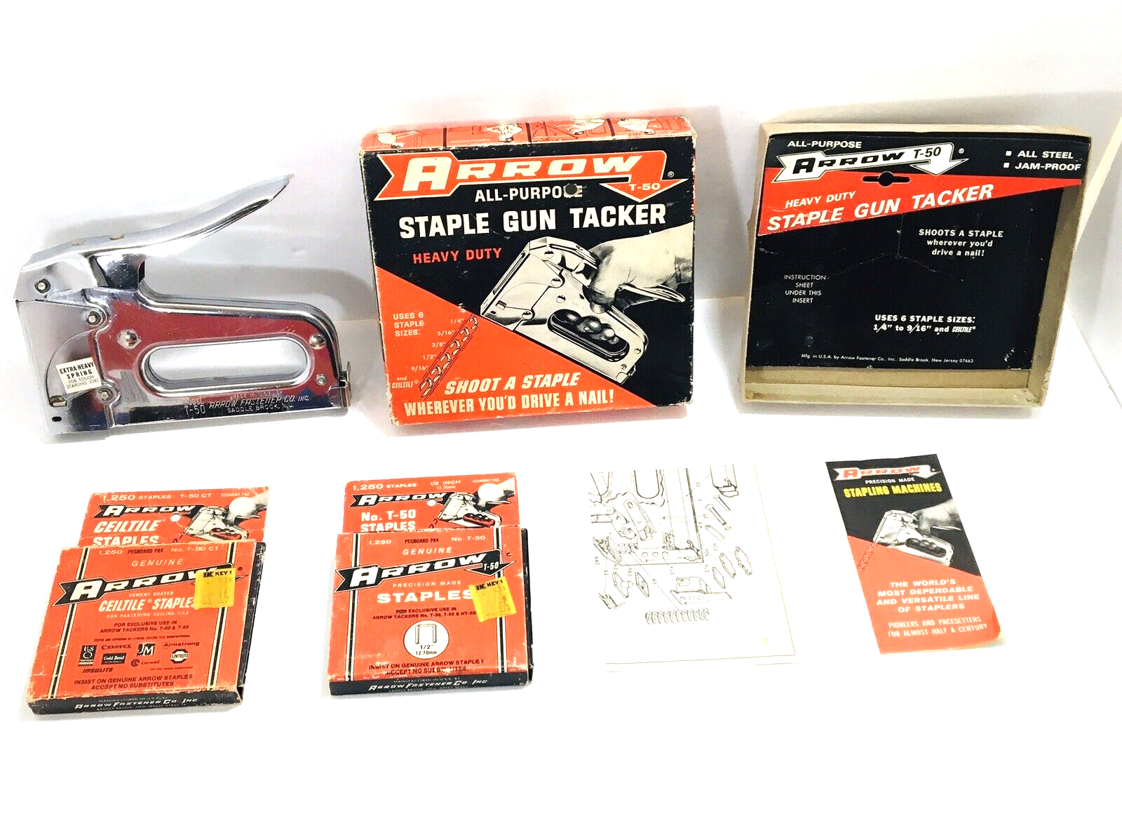 Vintage Model T-50 Arrow Fastener Staple Gun w/ Staples Lot - $33.20