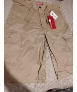 ROYAL BLUE APPAREL Relaxed Fit Cargo Shorts  -**BRAND NEW Khaki Size 30 - $9.49