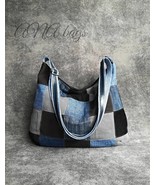 Upcycled Denim Crossbody Bag: Patchwork Jean Purse with Zipper - €90,23 EUR Upcycled Denim Crossbody Bag: Patchwork Jean Purse with Zipper - €90,23 EUR
