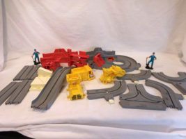 Vintage 1977 Tomy Big Loader Construction Set #5001 - $471.22 MXN