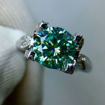 New Arrival 1 Carat Green Moissanite Diamond Flower Simple Ring for Women 925 St - £70.63 GBP