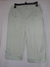 B. Moss Size 8 Light green capri pants rolled cuff cotton blend - $297.41 MXN