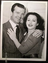 HEDY LAMARR: (HEDY LAMARR CANDID VINTAGE PHOTO 1940,S) RARE CANDID PHOTO - $98.99