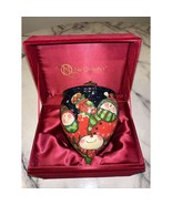 Ne&#39; Qwa Art Hand Painted Boxed Ornament Susan Winglet Snowman Family 5&quot; ... - $44.96