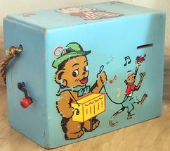 Vintage Toy Wooden Grinder Grind Box Crank Music Box See Description &amp; Pic. - $22.49