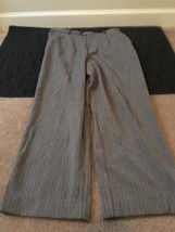 Briggs New York Women&#39;s Gray Pinstriped Dress Pants Slacks Zip Size 14  - £31.39 GBP