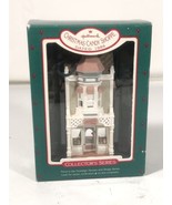 Hallmark Vintage Christmas Candy Shoppe 1986 Collector&#39;s Series Ornament - £46.43 GBP