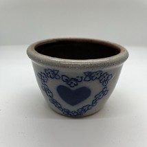 Salmon Falls Pottery Stoneware Blue Decorated Heart with Floral Garland ... - $37.72