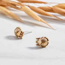 Bronze Scarab Post Earrings 8x7mm - $211.27 MXN