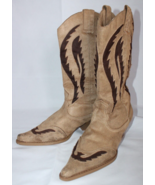 Bamboo Women&#39;s Western Style Boots Tan Brown Faux Suede Size 7 - £14.97 GBP