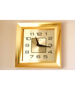 Vintage American New Haven Quartz Wall Clock Gold Square - €84,86 EUR