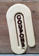 Vintage Plastic Large 6&quot; Paper Clip Coupons Holder Cream Refrigerator Ma... - $9.61