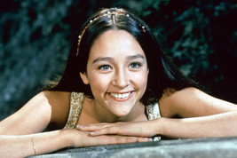Olivia Hussey Romeo and Juliet Beautiful 18x24 Poster - $23.99
