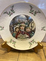 Royal Doulton Christmas Plate 5th Annual 1981 Victorian Carolers New - $14.52