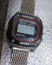 Vintage 1980&#39;S ARMITRON Digital LCD Sport DIVERS 100ft Watch Chrono Alarm - £13.82 GBP