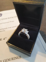 Extremely Rare! Scary Movie 4 Original Screen Used Faux Big Gem Ring Mov... - $243.00