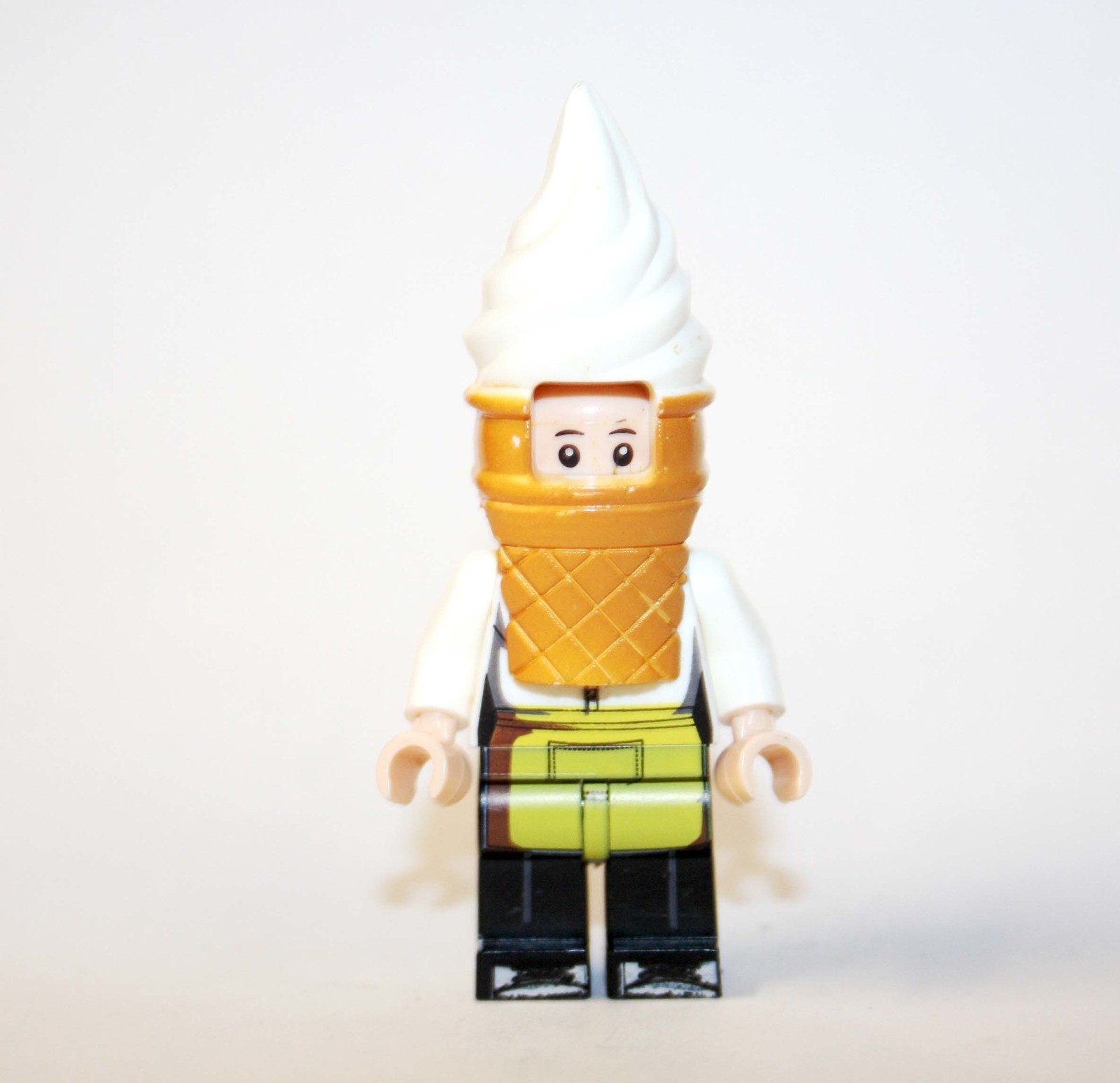 Ice Cream Suit Boy Cartoon Custom Minifigures - $8.39