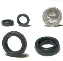 2 Tcr Mk 3 &amp; 4 Ho Slot Less Car Front Tires Look Great! - £1.97 GBP