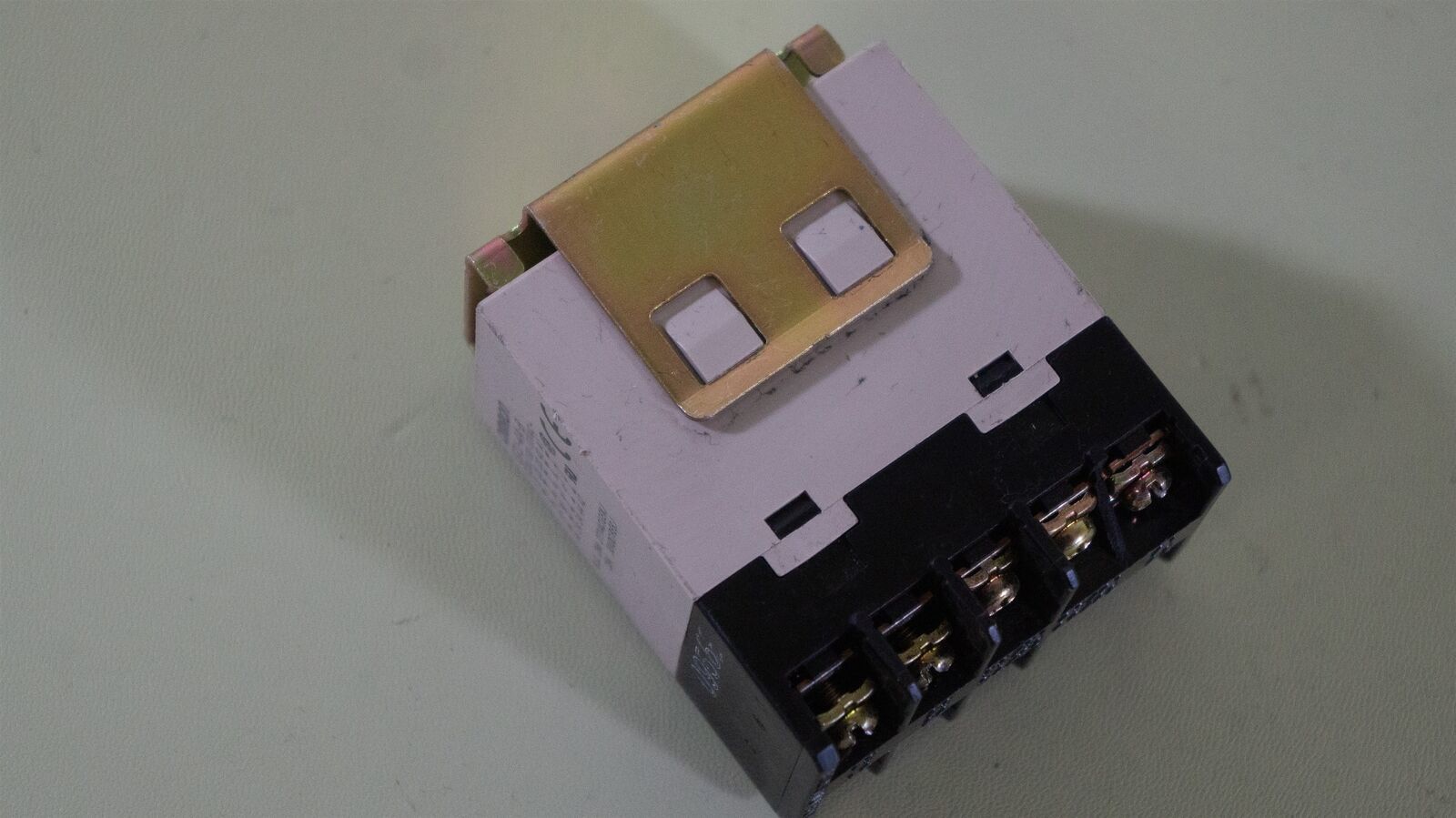 Omron G7J-4A-B Power Relay 100-120 VAC coil - $18.59