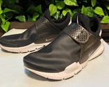 Nike Sock Dart SE Black Running Shoes Womens Size 7 Model 911404-001 EUC - $33.85