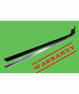 2010-2016 MERCEDES E Class W207 2 Door FRONT RIGHT trim molding CHROME - $130.20 CAD