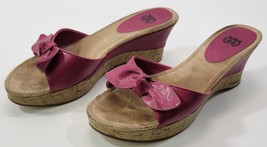 BG) Route 66 Women Sandal Slide Shoe Wedge Heel Fuchsia Bow Size 8M - $7.91