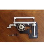 OEM Genuine Bernina 1008 Sewing Machine Parts Carry Handle Cord Guide Pl... - €42,79 EUR