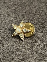 Vintage Ballou Star Pin Clear Rhinestones Missing One Small Stone - £5.31 GBP