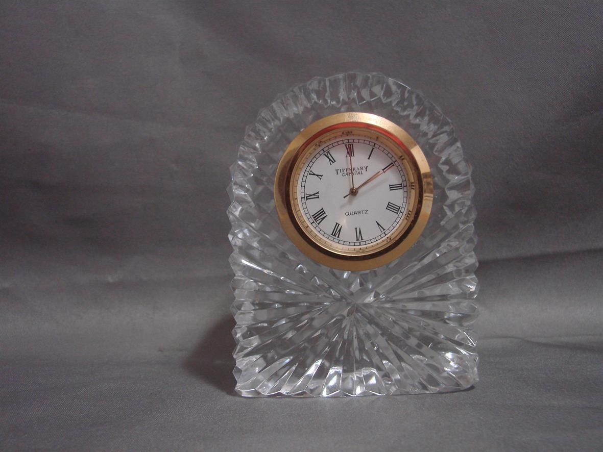 Tipperary Irish Crystal Glass Quartz Desk Clock - $11.99