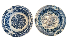 Delft Blue Pair of Ashtrays 850-1 Vintage Hand Painted Blue White Dutch Holland - $19.00