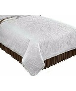 Classic Medallion Pattern Quilt ~ KING Size Quilt ~ White w/Fringe Border - $81.62 CAD