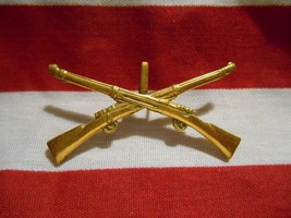 US ARMY CROSS RIFLE INSIGNIA 1 PRONG REVERSE SIDE UNKNOWN ERA - $8.75