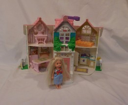 Sweet Streets Country Cottage Play Set Dollhouse Accessories  Doll Fishe... - £9.31 GBP
