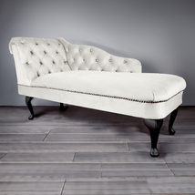 Regent Handmade Tufted Cream-y White Velvet Chaise Longue Bedroom Accent... - £254.36 GBP