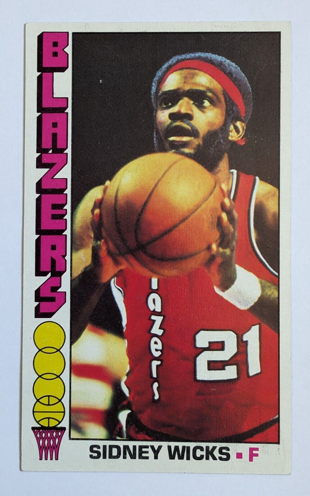 1969 SIDNEY WICKS OVERSIZED TOPPS NBA BASKETBALL CARD 31 PORTLAND TRAIL BLAZERS - $5.99