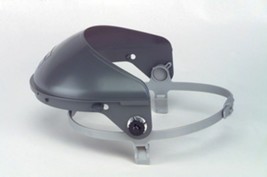 *NIB* Fibre Metal Model F-5400 Face Shield (without window) - $469.08 MXN