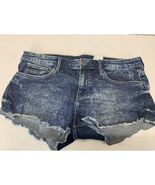 H&amp;M Medium Acid Wash Jean Shorts Cut-Off Hem Low Rise Womens Size 10 - $22.47 CAD
