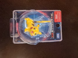 Moncolle EX Pokemon Pikachu Battle Pose Sun Moon 2 in/5 cm Figure Takara Tomy - £7.78 GBP