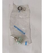 MTE 106E Aclo Toggle Switch- 6 Amp 125 Watt - New Old Stock - €8,08 EUR MTE 106E Aclo Toggle Switch- 6 Amp 125 Watt - New Old Stock - €8,08 EUR