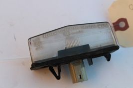2004-2009 TOYOTA PRIUS REAR LICENSE PLATE LIGHT LAMP ONE SIDE M1024 image 6