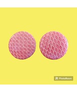 Midcentury Modern Abstract Pierced Earrings Textured Pink Button Diamond... - $205.50 MXN