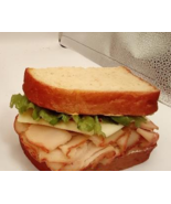 MOVIE TV PROP FAKE FOOD - PICNIC BASKET BREAD LOAF SANDWICH - HYPER REAL... - €257,51 EUR