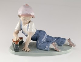Lladro &quot;All Aboard&quot; Boy with Train Set Figurine 07619 w/ Box LCS 1992 - £79.55 GBP