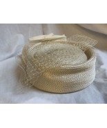 Vintage Evelyn Varon Cream Hatt With Bow And Netting - £11.25 GBP